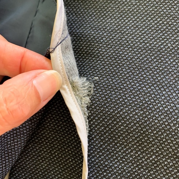 Men’s Tommy Hilfiger Textured Wool Blazer - Picture 4 of 8